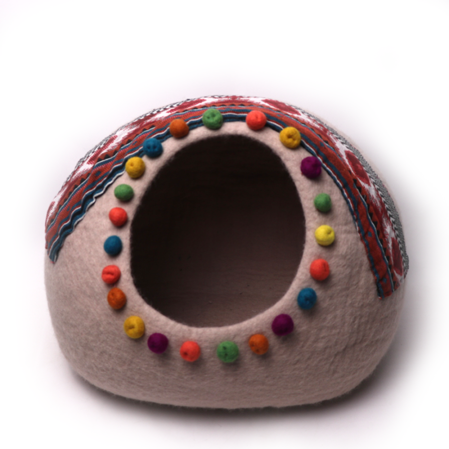Handmade Felt Cat House – Cozy Pet House with Colorful Felt Ball Entrance, Soft Wool Cat Bed, Decorative Cat Shelter